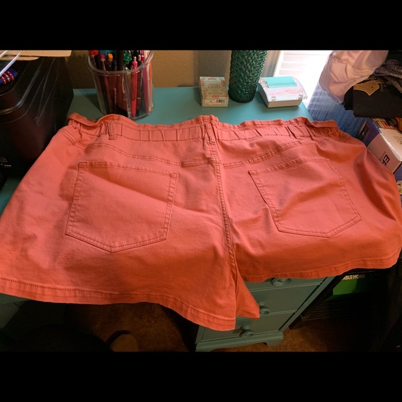 Wild Fable Paperbag Waist Denim Shorts - Picture 6 of 6